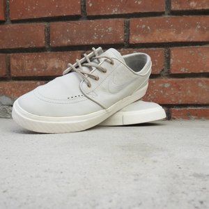 Nike SB Zoom Stefan Janoski, 9.5, Grey white